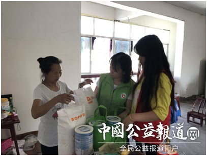 ů�Ĺ����У��ְֵ�ѡ���İ������ƶ����ͥ